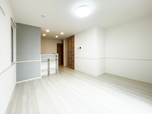 ルクール福島の居間・リビング