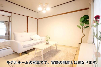 【居間・リビング】 | ビレッジハウス鳴滝11号棟 | モデルルームの写真です