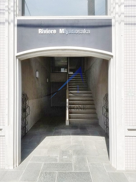 リビエール宮の坂のエントランス|エントランスです。