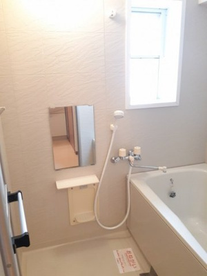 【浴室】 | パレ・エクセランⅡ | ゆったり過ごせるお風呂です