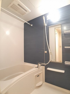 【浴室】 | トゥーランドット | コンパクトで使いやすいお風呂です