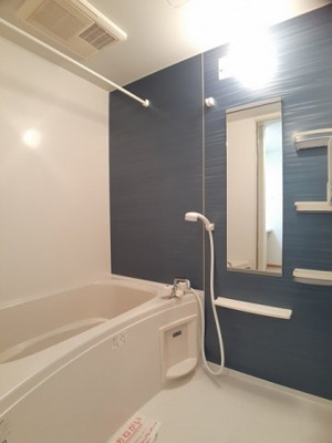 【浴室】 | ペシュール西小二里 | きれいなお風呂です