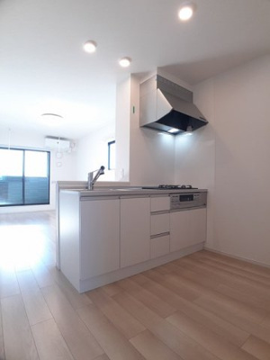 【キッチン】 | レットル・ダムールＫ | コンパクトなキッチンで掃除もラクラク