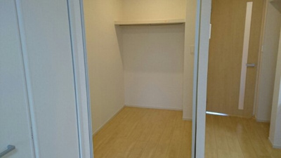 【内装】 | ラ・ロマネ | 明るい室内です