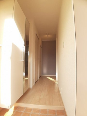 【玄関】 | ヴィル・ドミール | 落ち着いた玄関です