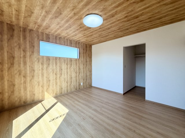 【寝室】