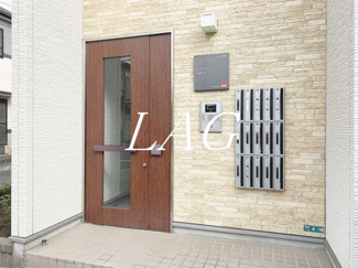 【エントランス】 | リブリ・花 | エントランスです。