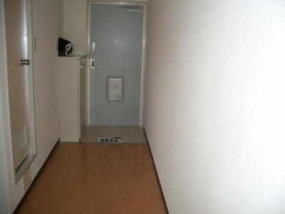 【玄関】 | ルガル・デ・レイナ | 廊下です