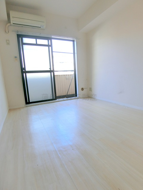 ハイタウン南馬込の居間・リビング