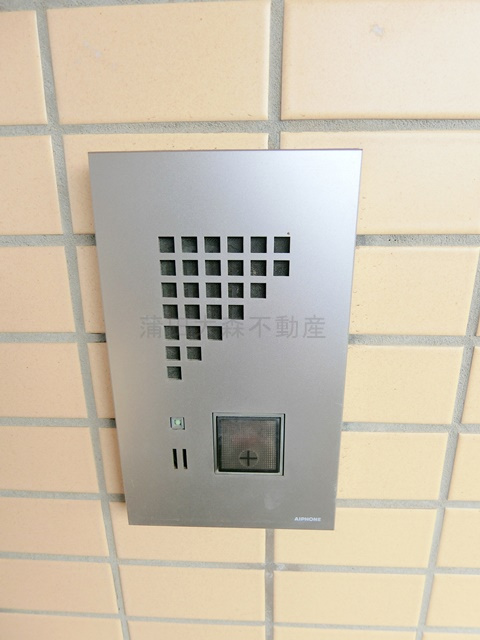 ハイタウン南馬込の玄関