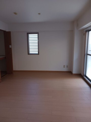 【居間・リビング】 | アステール宮前 | ゆったり過ごせるリビングです