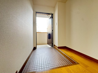 【玄関】 | コニファーヒルズ