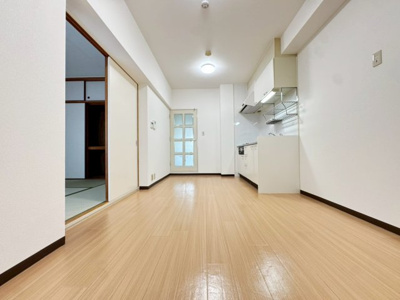 【居間・リビング】 | コニファーヒルズ