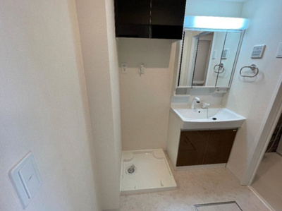 【洗面所】 | エスペランサ | ※同物件・同タイプの写真です。