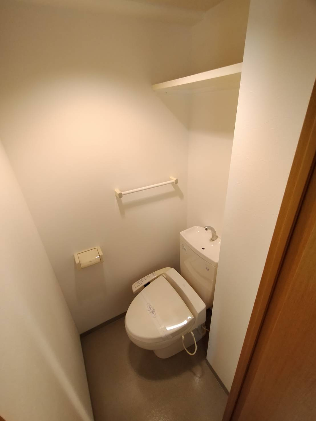 【オーナーチェンジ】エステムコート京都烏丸Ⅱのトイレ|トイレも気になるポイント