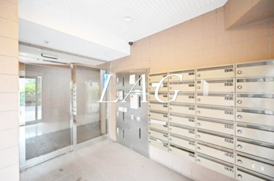 【エントランス】 | ロイヤルガーデン千鳥町 | エントランスです。