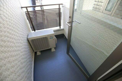 【バルコニー】 | ラ・ルーチェ | バルコニー付きです