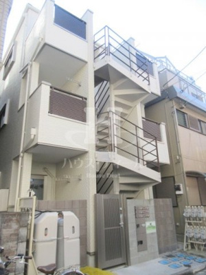 【外観】 | ラ・ルーチェ | 落ち着いた雰囲気の外観です