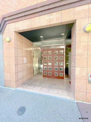 メゾンデノムラ南久宝寺　仲介手数料無料のエントランス