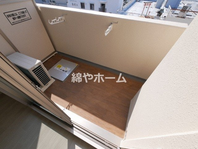 アドバンス大阪イーストのバルコニー|バルコニーからの眺めを楽しみながら食事をしませんか