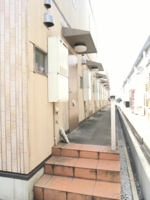 【エントランス】 | リースランド平出 Ｄ | エントランス