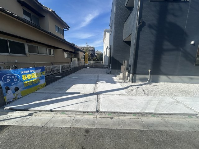 新築　前橋市大利根町第7　Livele Garden.S　2号棟の駐車場|現地写真　駐車スペースは2台分可能です！
