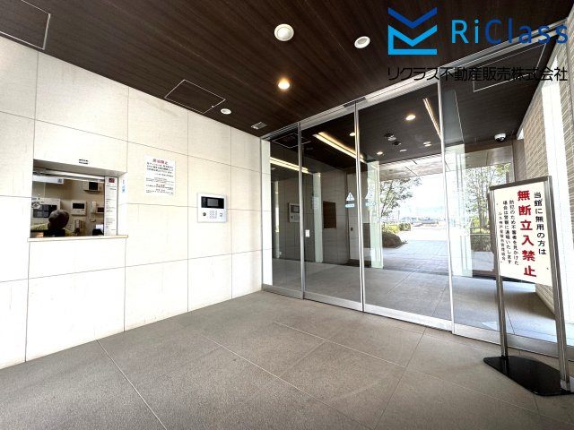 ルネ神戸星陵台のエントランス|オートロックです
