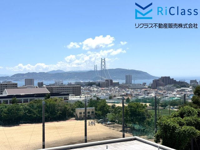 ルネ神戸星陵台の展望|バルコニーからは明石海峡大橋を望むオーシャンビューです