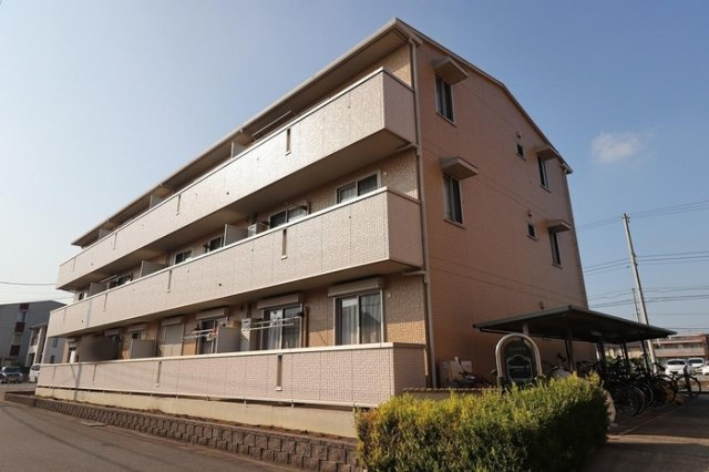 エミネンスＭ A