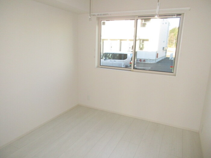 ユーミーの寝室|洋室・室内物干し