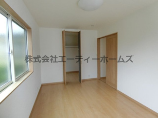 【洋室】 | 本町三丁目戸建