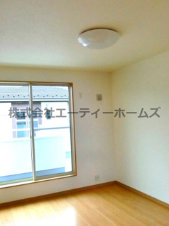 【洋室】 | 本町三丁目戸建