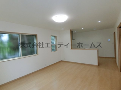 【居間・リビング】 | 本町三丁目戸建