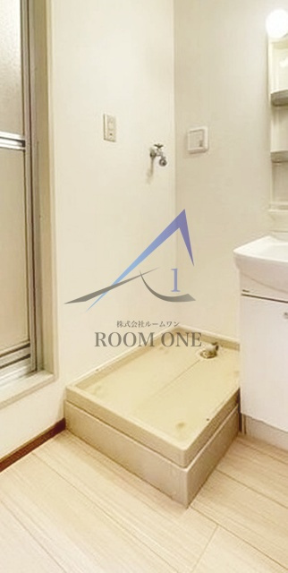 コンフォート東麻布の設備|洗濯機置場です。