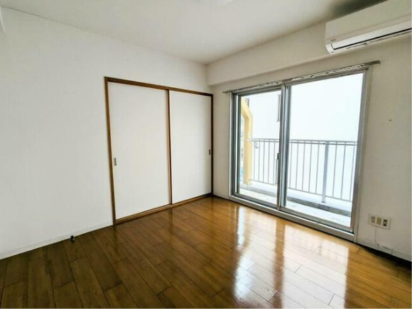 PAL中野ビルの寝室