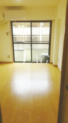 【居間・リビング】 | ティファニー舟渡 | 洋室のお部屋です。