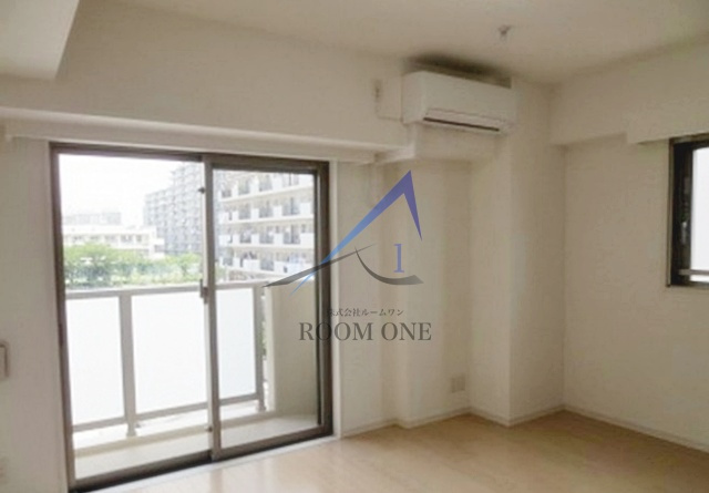 アクサス深川住吉の居間・リビング|洋室のお部屋です。