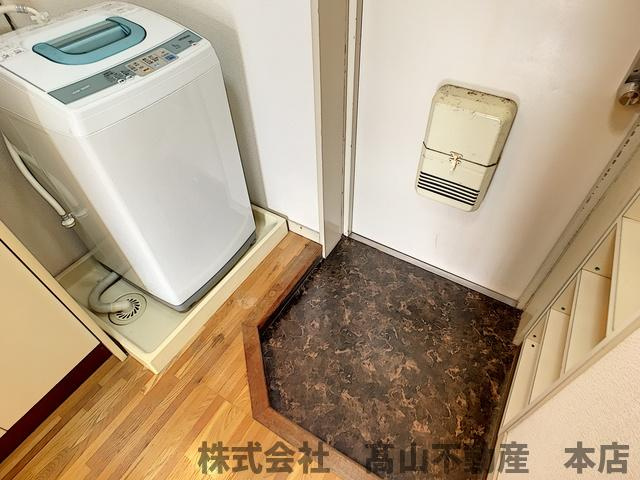 コーポＺＥＮの玄関