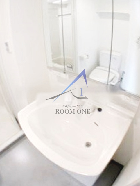 LE‐LION TOKYO EAST COREの独立洗面台