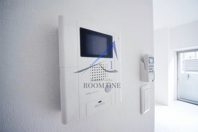 レーヴ東京イーストフェルクルールのセキュリティ|モニター付きインターホンです。