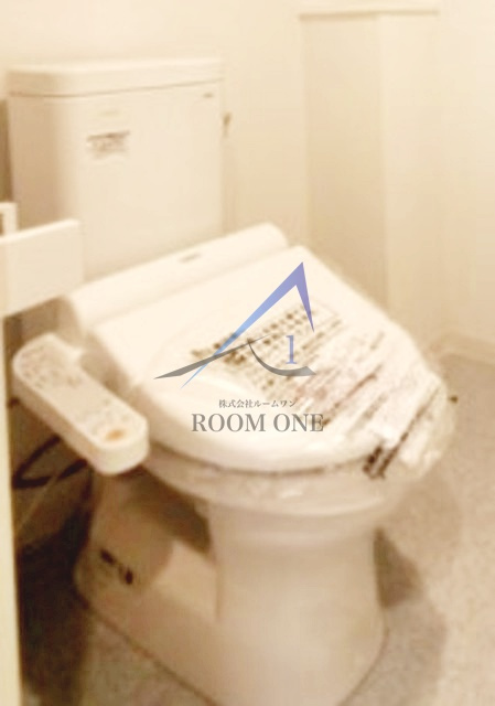 レーヴ東京イーストフェルクルールの収納|トイレです。