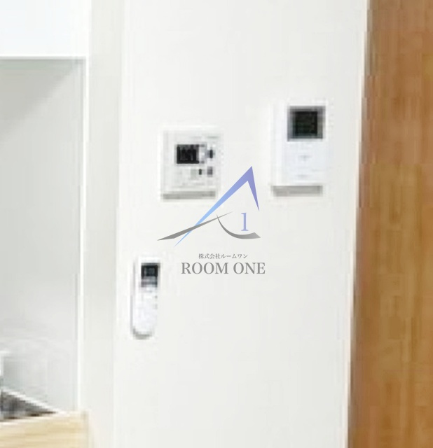 グランデ西ヶ原のセキュリティ|モニター付きインターホンです。