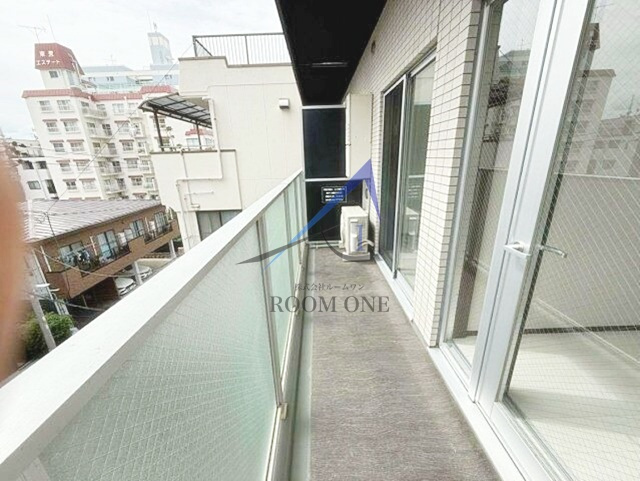 ＧＥＮＯＶＩＡ浅草Ⅳｓｋｙｇａｒｄｅｎのバルコニー|バルコニーです。