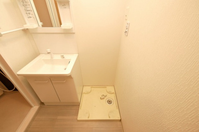 【設備】 | Ms’palazzO UNIVERSAL | 洗濯機置き場です