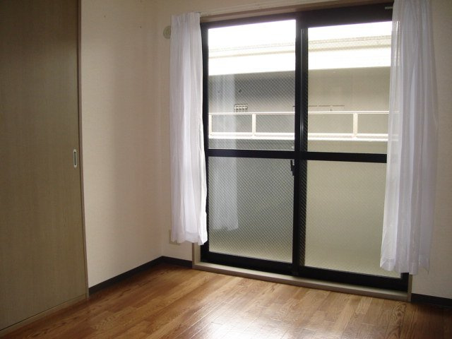 ジューエイハイツの内装|洋室