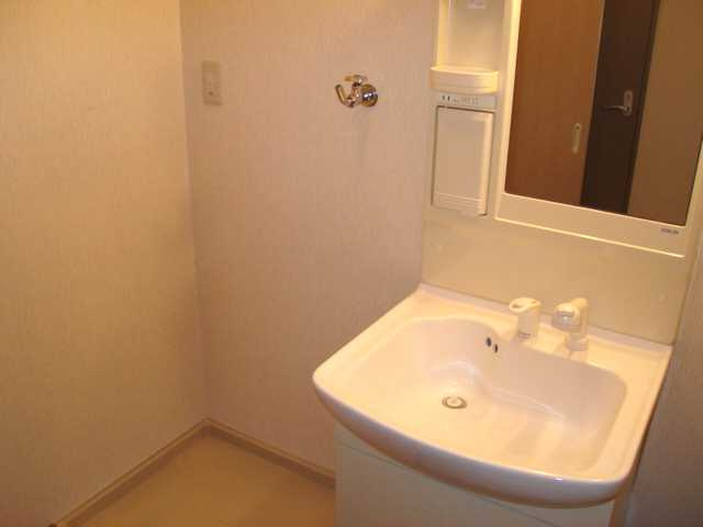 ジューエイハイツの洗面所|洗髪洗面化粧台