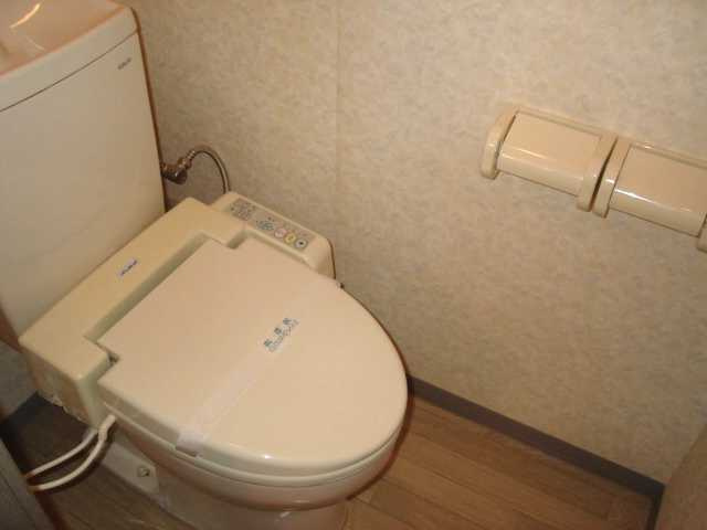 ジューエイハイツのトイレ|シャワー付トイレ