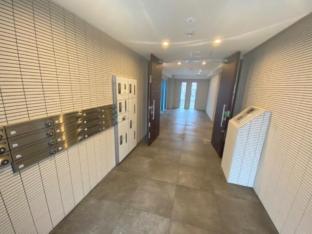 メゾンさくら緑井のその他|エントランス