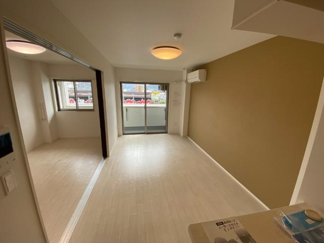 メゾンさくら緑井の居間・リビング|リビング