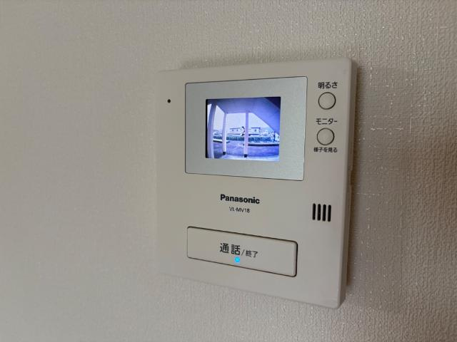 ロイヤルタムラさくら館の内装|カメラ付きインターフォン（イメージ）